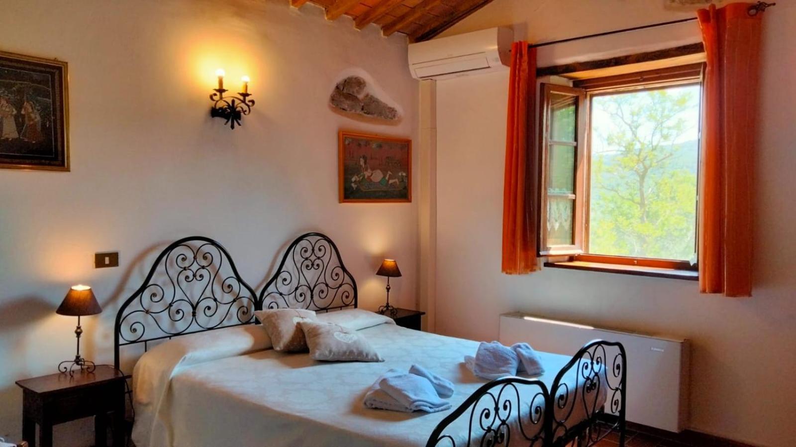 Agriturismo Grossola Castiglione dʼOrcia Eksteriør bilde